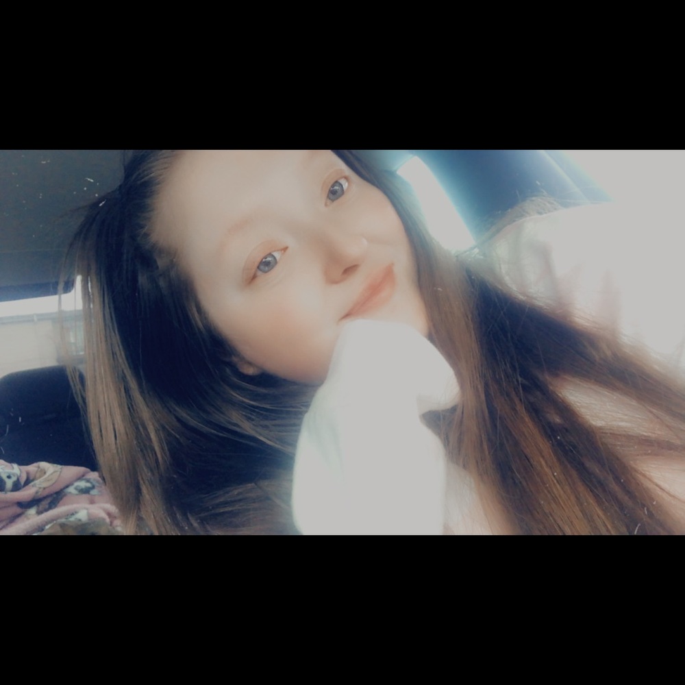 Meet your Posher, Hannah